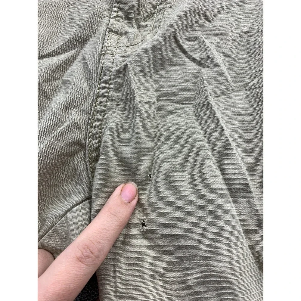 Signature By Levi Strauss & Co Cargo Shorts Mens 36 Beige Logo High Rise Ripstop